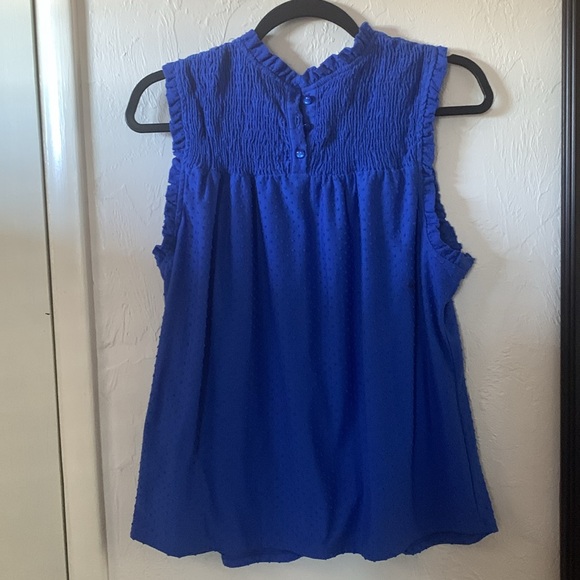 Women’s size large top - Picture 2 of 4